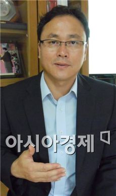 경남 하동문화원 정재상 향토사연구위원장