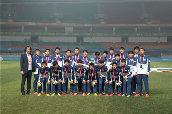 U-15 축구대표팀 난징청소년올림픽 은메달 획득