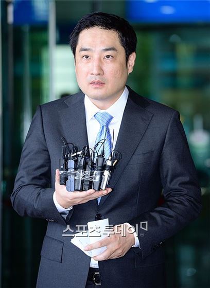강용석, 벌금 1500만원 선고…집단 모욕죄 성립 안돼 "방송활동은?"