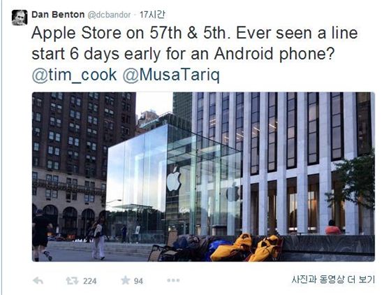 '아이폰 6'를 사기 위해 애플스토어 앞에서 기다리는 사람들[사진출처=Dan Benton 트위터 캡처]
