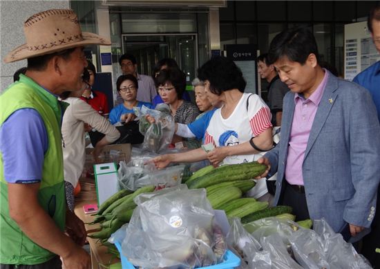 개성 넘치는 소소한 성북 번개장터
