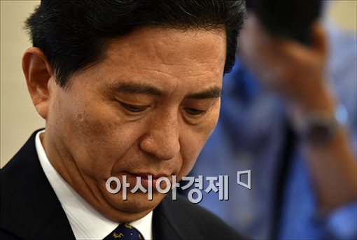 KB이사회, 임영록 회장 해임…가처분신청 각하될 듯(종합)