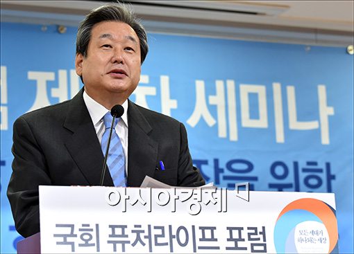 김무성의 무성한 발길…본격 대권 행보?