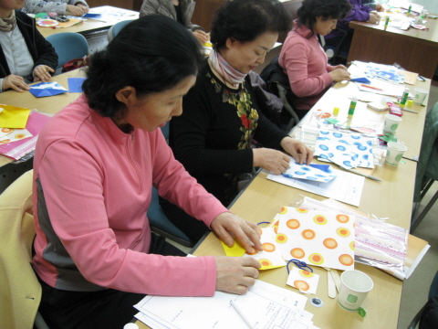 치매예방에 좋은 종이접기 배우기 