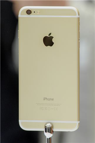애플 아이폰6. 사진=블룸버그