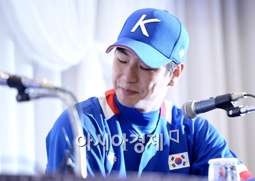 [포토]김광현,'플래시 세례가 너무 눈부셔'