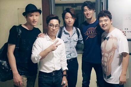 로열파이럿츠, '아이돌 스쿨' 김연우·전현무와의 사진 공개…'기대감 UP'