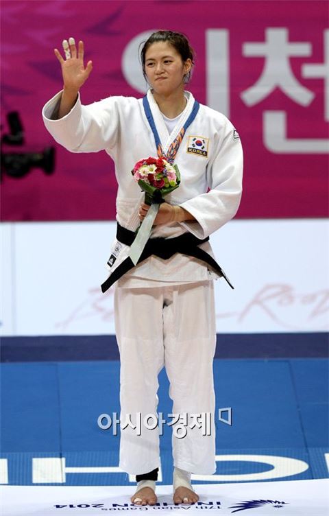 여자 유도 63kg급에서 금메달을 획득한 정다운[사진=김현민 기자]