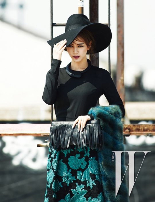 한예슬, 뉴욕의 팜므파탈 변신…슬슬 복귀하나?