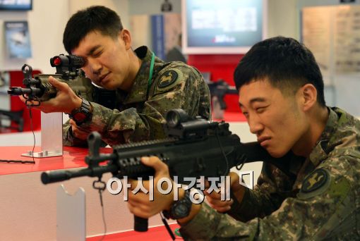 [포토]'사격자세는 이렇게...'