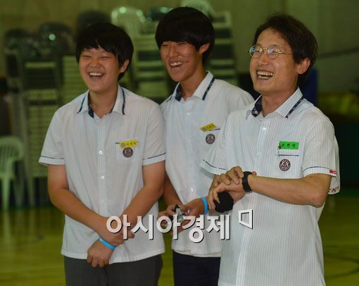 [포토]교복입은 조희연 서울시교육감 