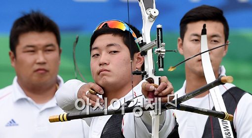 [포토]이승윤,'든든한 백그라운드의 힘을 믿고'