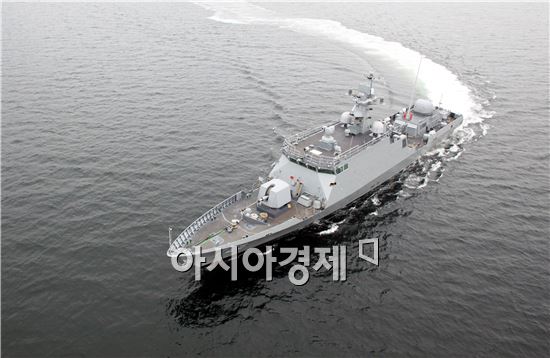 해군에 인도되는 김수현함