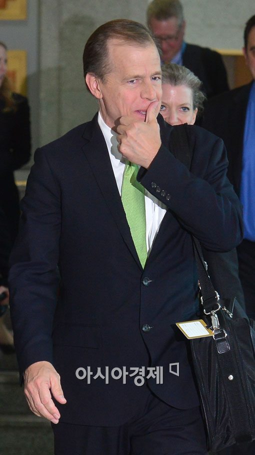 [포토]외교부 향하는 글린 데이비스 美 6자회담 수석대표 