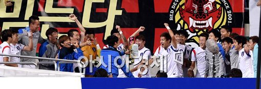 [포토]AG 남자 축구대표팀,'28년만의 결승진출이다'