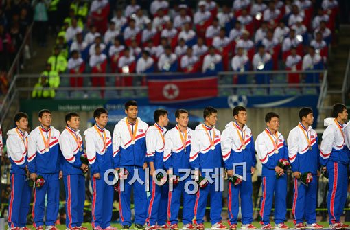 [포토]빛나는 은메달이지만 허탈...