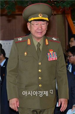 10월4일 방남한 황병서 북하 인민군 총정치국장