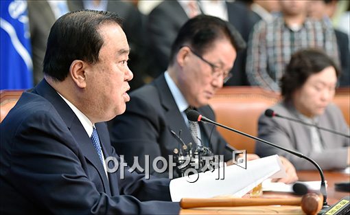 [포토]문희상 위원장, 김현 의원 관련 대국민 사과