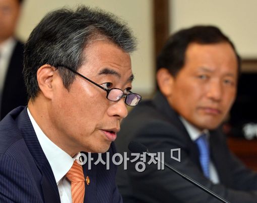 [포토]발언하는 정종섭 안행부 장관