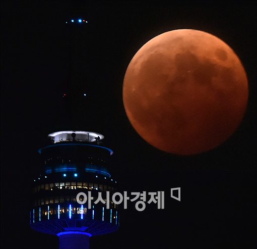 [포토]'남산위에 저 붉은 달'