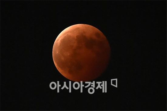 [스페이스]4월4일 '블러드 문'…개기월식
