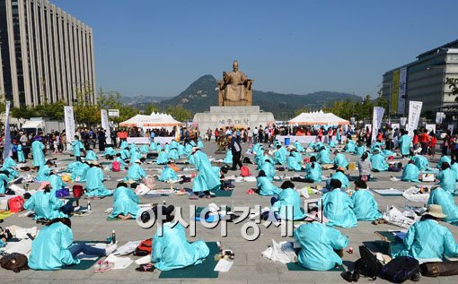 [포토]세종대왕님 앞에서 솜씨 뽐내기 