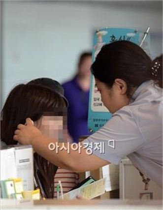 한국도 '부산 에볼라' 공포…전문가 "에볼라, 11월에 아시아 상륙한다"