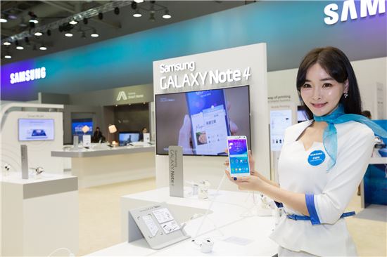 "5G 기술, 일상생활에선 이렇게"…'월드 IT 쇼' 개막
