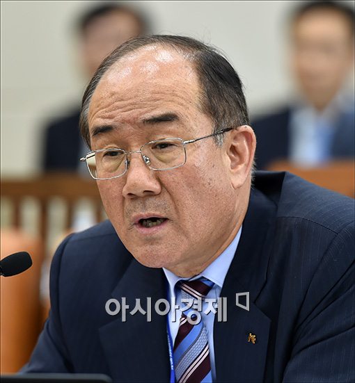 [2015 국감]이덕훈 수은 행장 "성동조선, 연말까지 2600억 필요"