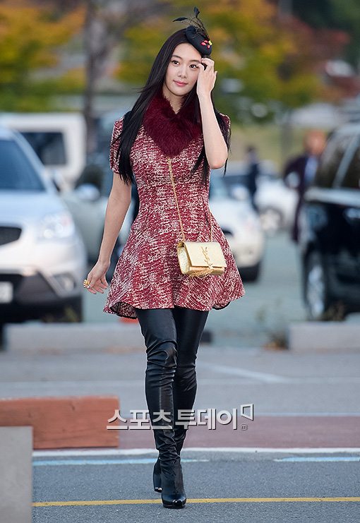 美 패션 잡지 '모드', 세계에서 가장 아름다운 여성 클라라 2위 "스칼렛 요한슨 제쳐"