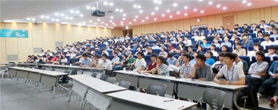 기계공학도들, 삼성 ‘메카포럼’에 몰린다 