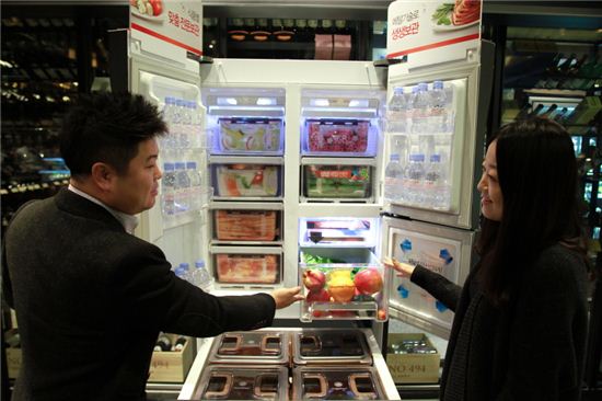 위니아만도가 오는 28일까지 2015년형 딤채 김치냉장고 신제품 출시를 기념한 이벤트를 진행한다.

