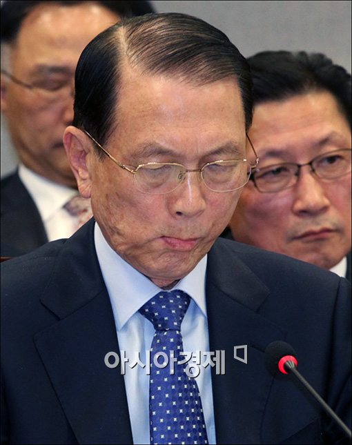 '세월호 보도' 소송서 김기춘 비서실장 한겨레에 패소