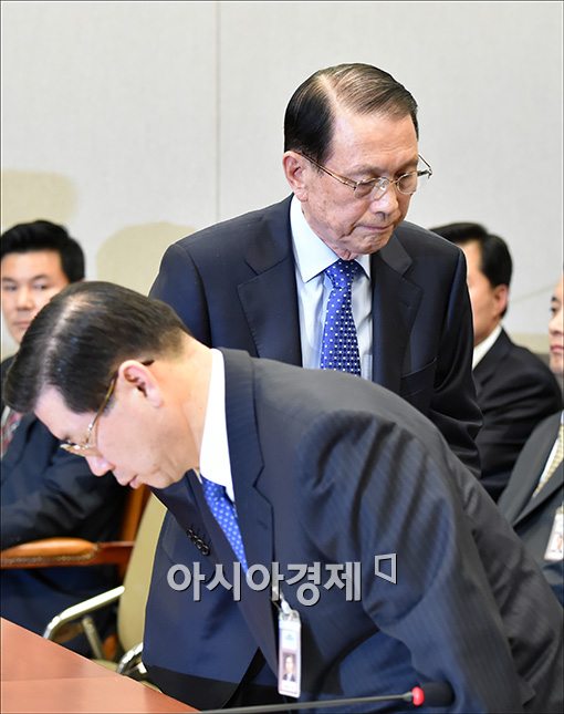 [포토]국정감사 출석하는 김기춘 비서실장