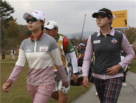 김효주(왼쪽)와 백규정. 사진=KLPGA제공