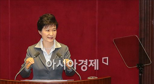 [포토]시정연설하는 박근혜 대통령