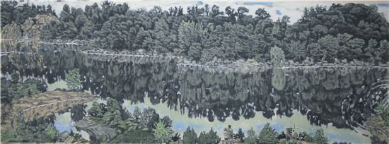 유근택, '산수', 한지에 수묵채색, 270*100cm, 2014년.