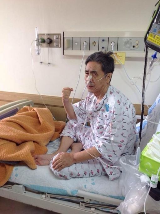 '위암 투병' 이외수, 수술 6일째…"육신도 정신도 편안하다" 