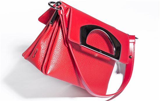 크리스찬 루부탱, 비비드 색상 파사쥬 컬렉션 출시