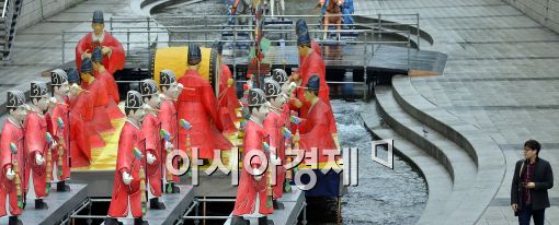 [포토]'다양한 등 조형물'