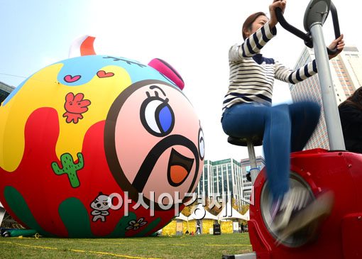 [포토]페달을 밟아서 기부로씨를 찾아라 