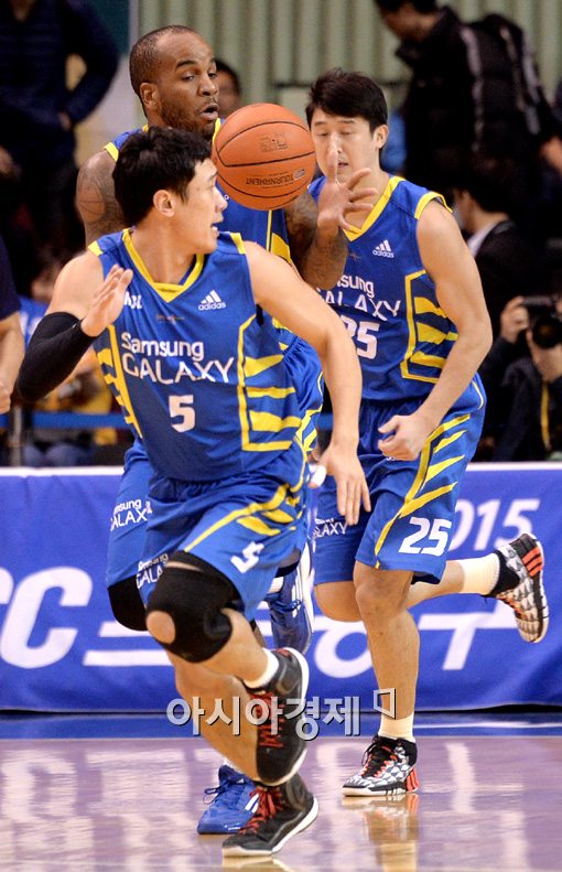 [포토]라이온스, '이정석, 속공이야! 달려!'