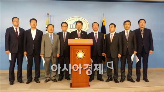 광주~완도간 고속도로 조기착공 촉구 나서 