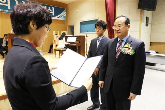 위희수 목포기독병원장, 전남지사 표창 수상