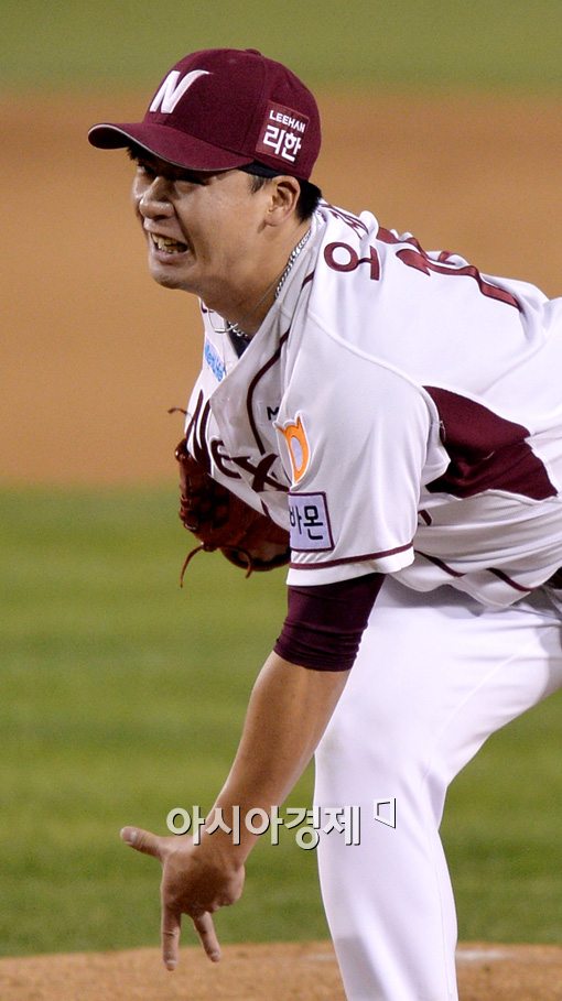 [포토]넥센 선발 오재영의 역투