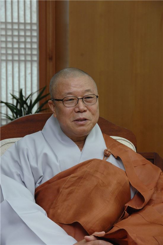 조계종 중앙종회 의장에 성문스님 선출