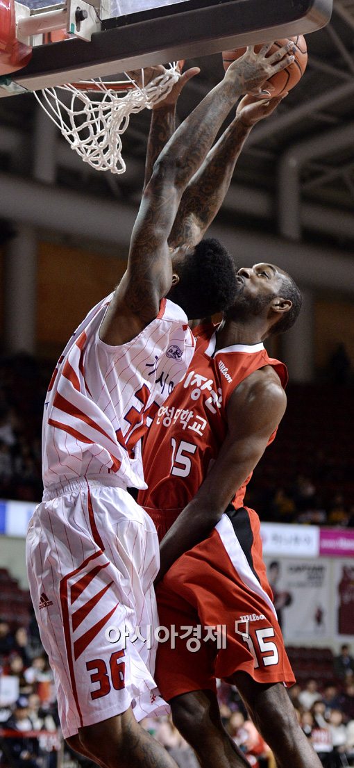 [포토]가르시아, '인유어페이스 덩크슛'