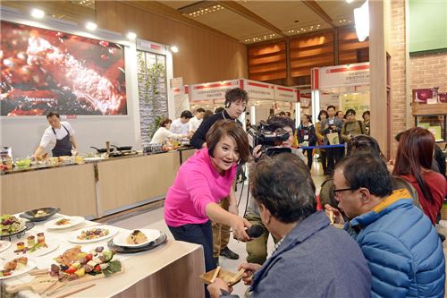 롯데홈쇼핑, '최유라쇼 에코 빌리지' 성황리 진행