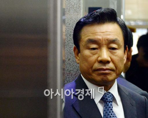 [포토]긴장한 박인용 국민안전처 장관 내정자
