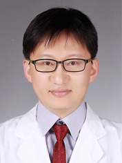 밝은광주안과의 눈(目) 이야기 ⑦ <덧눈꺼풀과 노인성 안검내반>